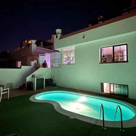 Hostel Long Surf House Corralejo
